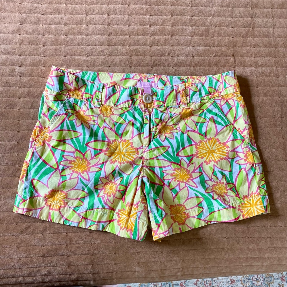 Women’s Lilly Pulitzer shorts